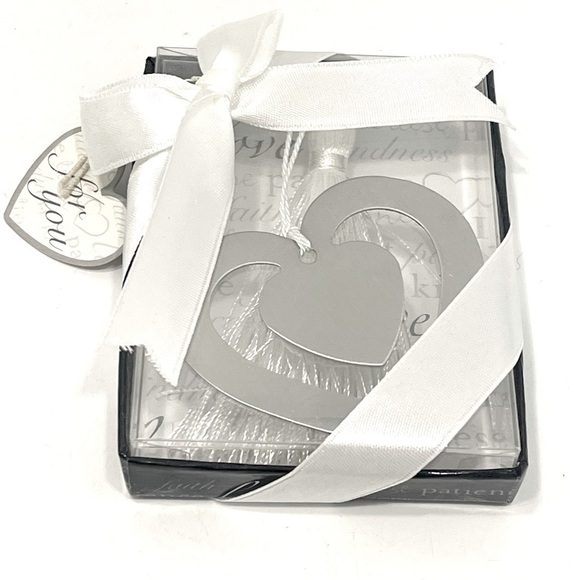 Kate Aspen Heart Bookmark Pewter Metal Page Clip Tassel NIB Gift Silver Tone - Picture 1 of 5